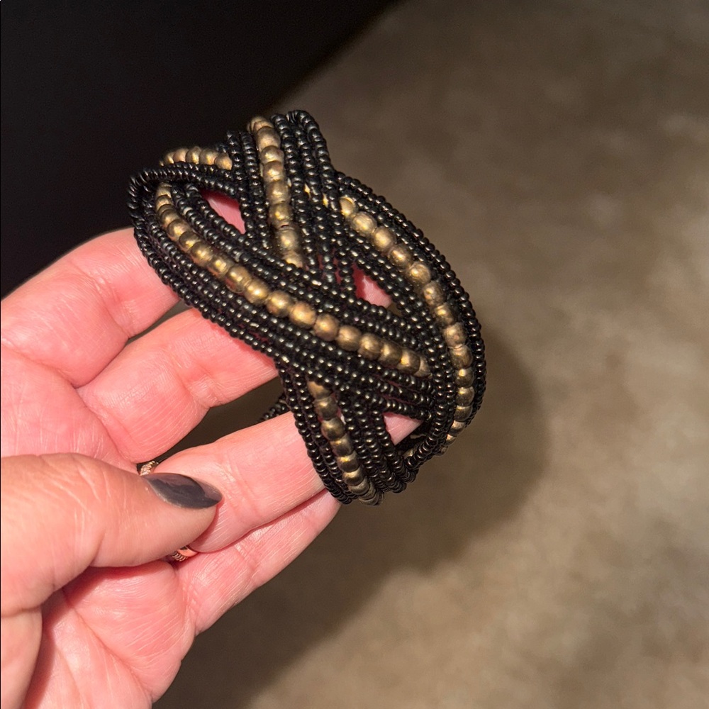 Black and Gold Beaded Bracelet